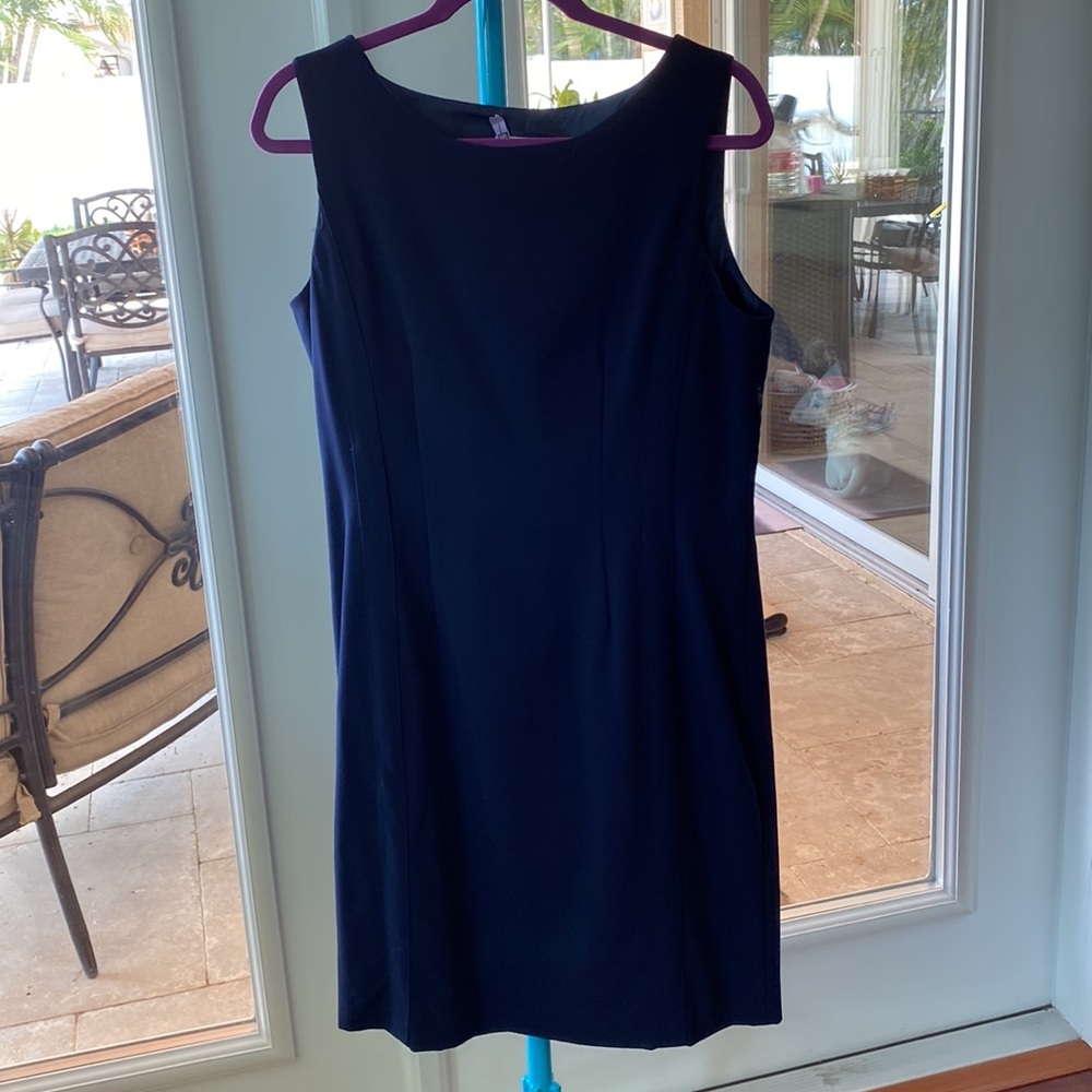 Stunning Calvin Klein navy tailored sleeveless dress. 12. Barely worn!